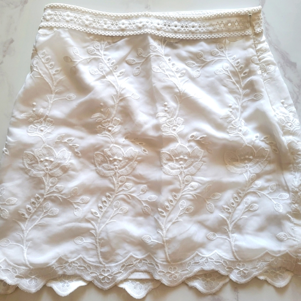 White lace skirt